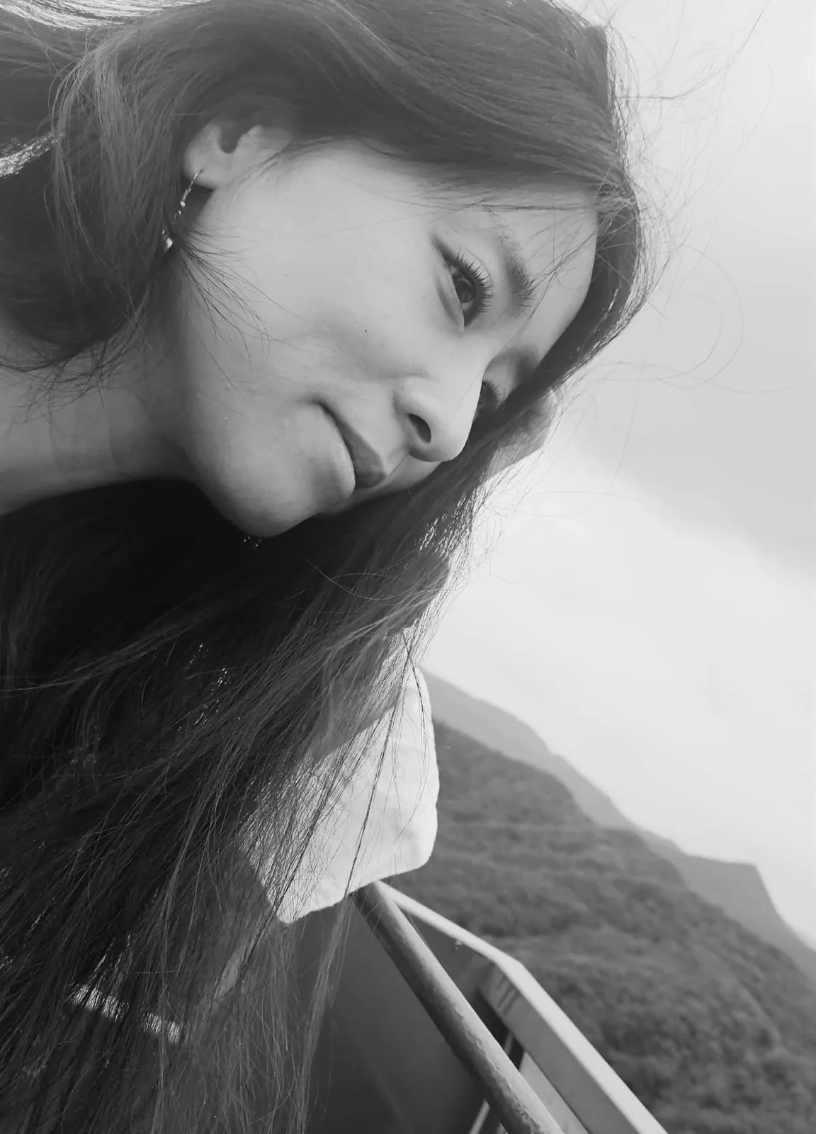 Doa, founder of SOLTHA — a quiet portrait against the Jeju sea